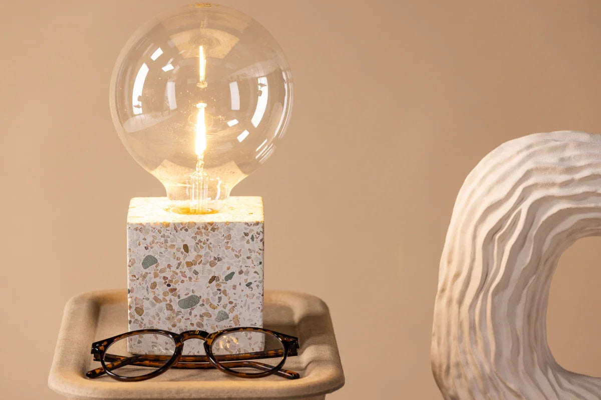 Rilche Bordslampa Grå VENTURE DESIGN