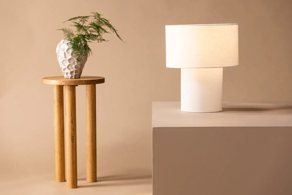 Globia Bordslampor Vit VENTURE DESIGN