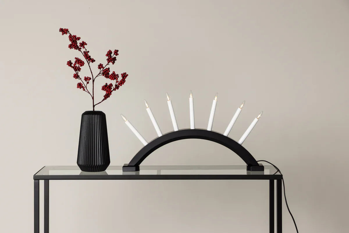 Kebnekaise Bordslampa VENTURE DESIGN