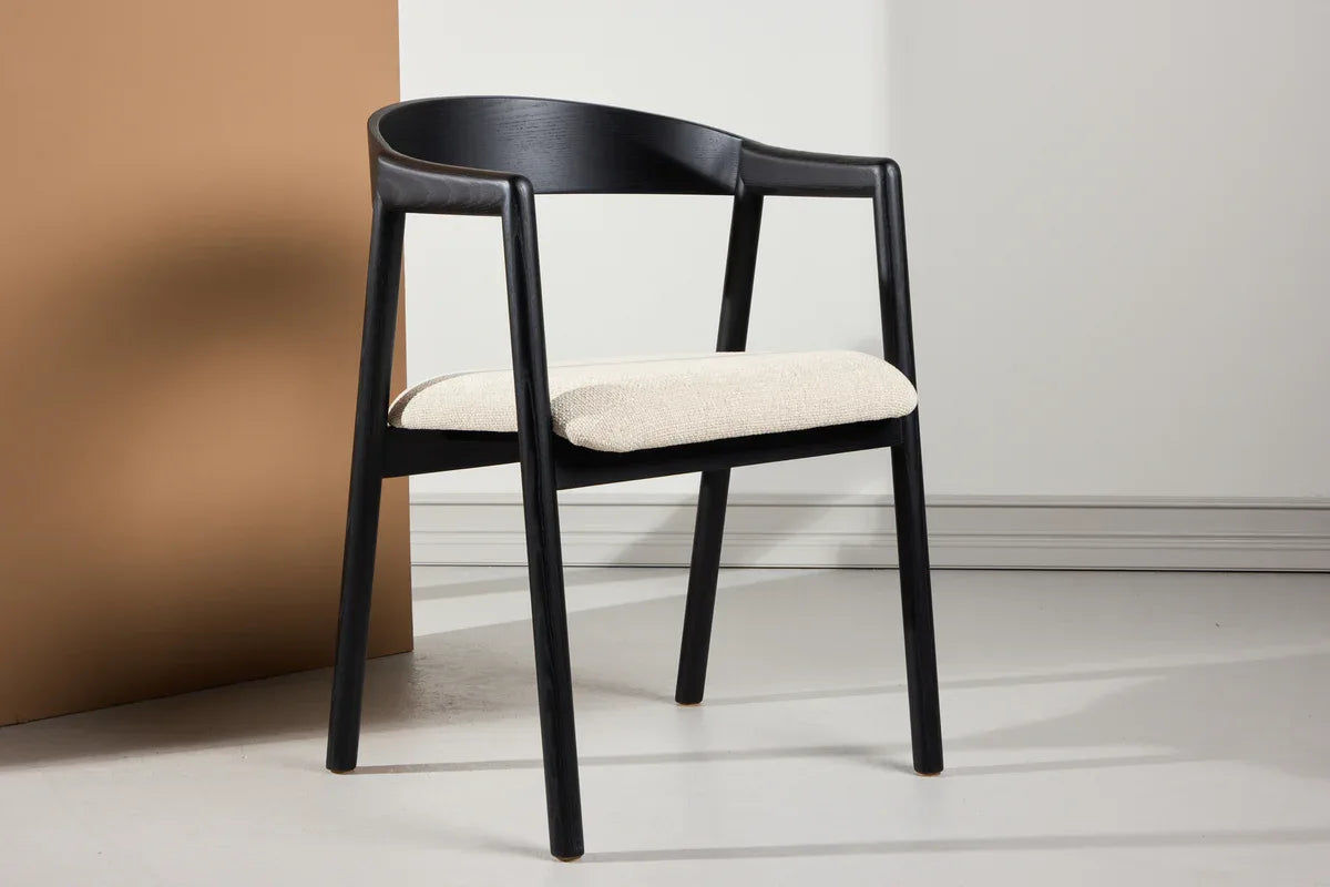 Venture Design Långön Matstol 2‑pack – Svart Metallram med Beige Dyna VENTURE DESIGN