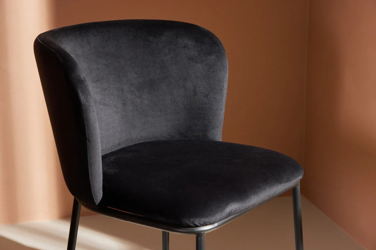 Venture Design Edina Matstol 2‑pack – Svart Metallram med Svart Linneklädsel VENTURE DESIGN