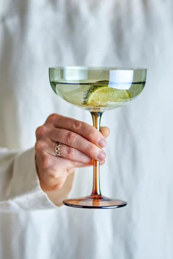 Bloomingville Aston Cocktailglas  – Bronsfärgat Cocktailglas med Pärlemorkant Bloomingville