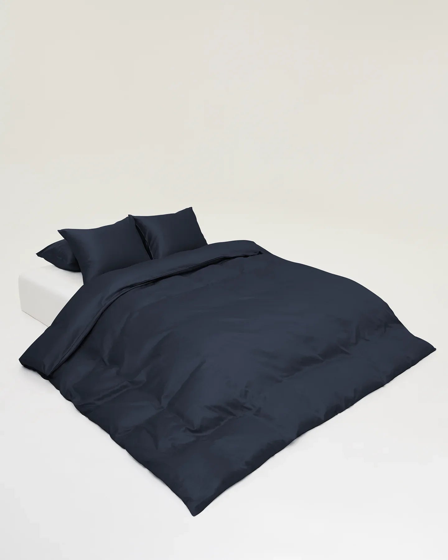 Arkipelag Bäddset Blank Navyblå 220x220 Påslakan + 2 Örngott Arkipelag