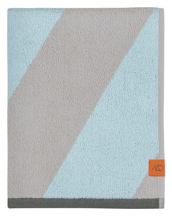 Mette Ditmer DIAGONAL Badhandduk Mint 70×133 cm Mette Ditmer