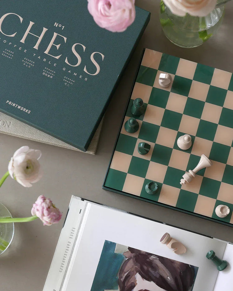 Printworks Classic Chess – Elegant Schackspel i Trä & MDF 25x25 Printworks