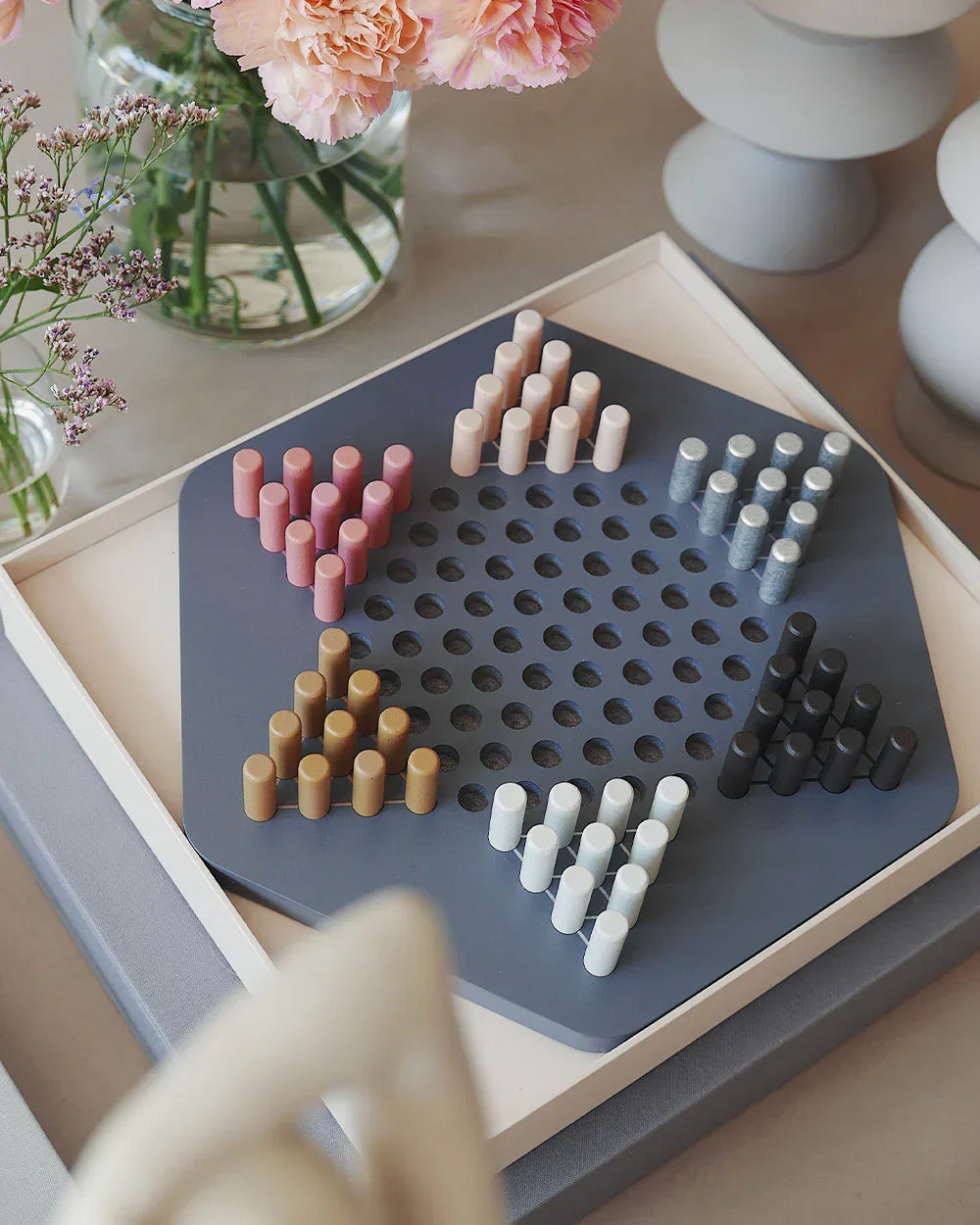 Printworks Chinese Checkers Classic – Elegant Kinaschack i trä & FSC‑papper Printworks