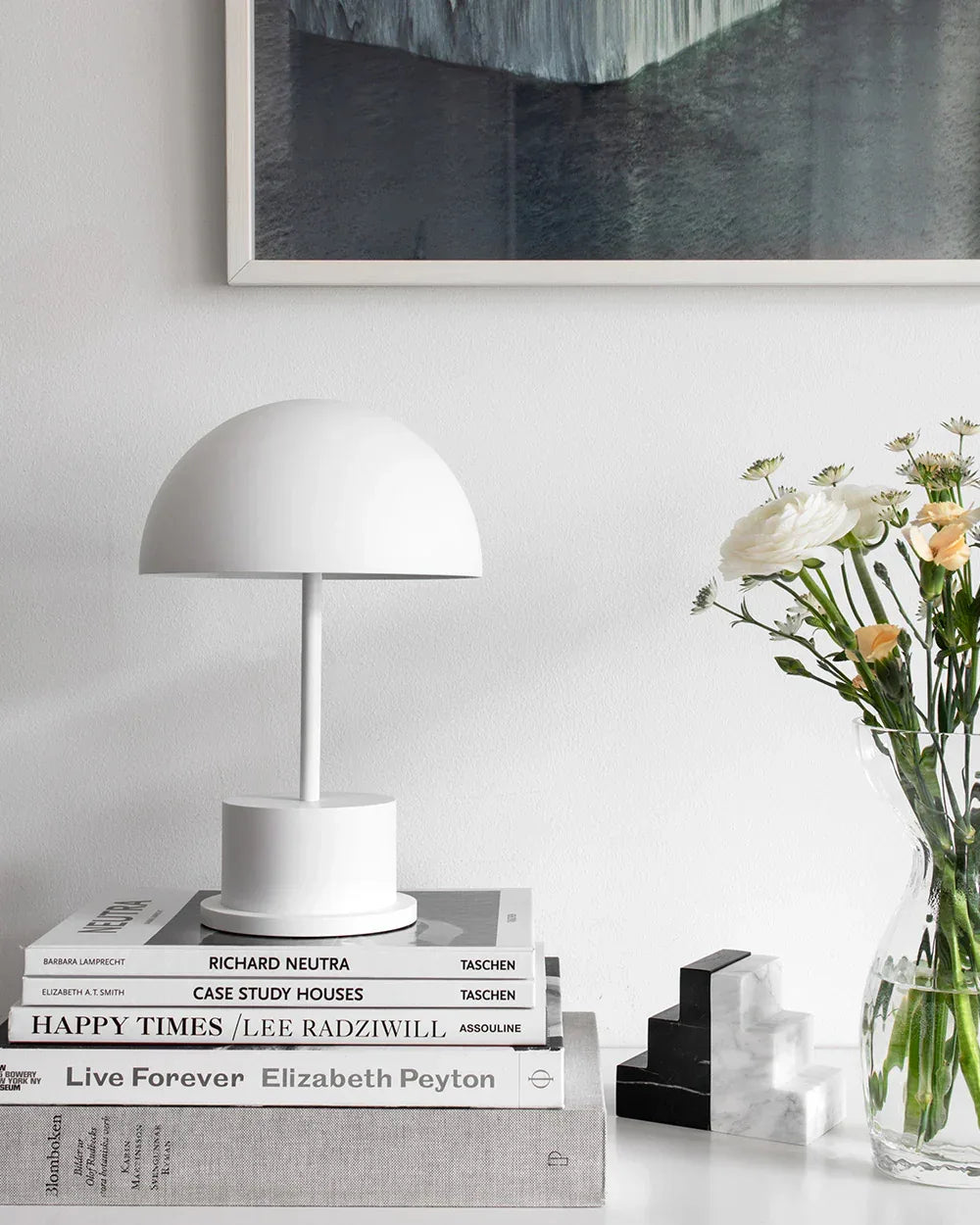 Printoworks Portabel bordslampa Riviera White – LED‑lampa i vit design med dimmer Printworks