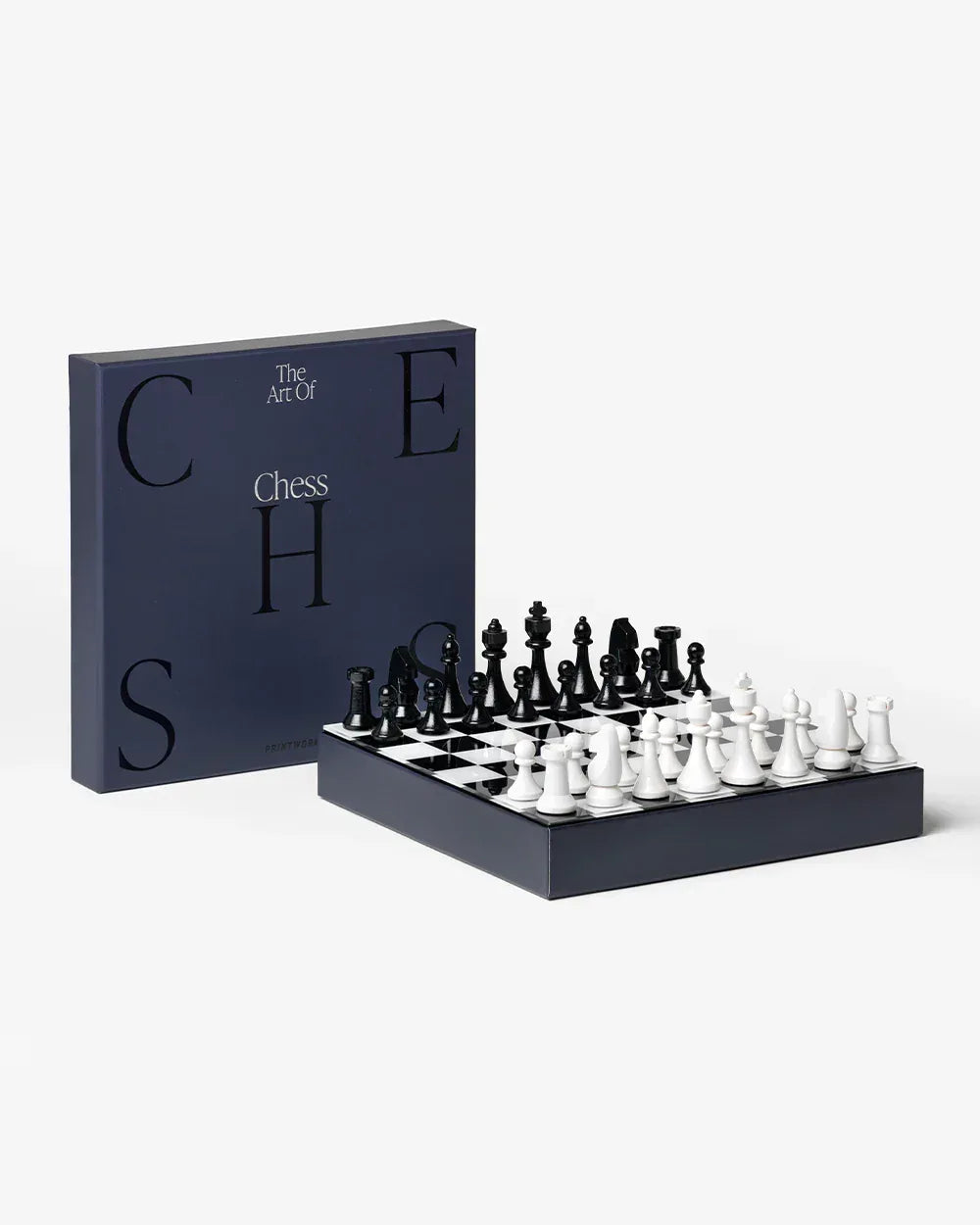 Printworks Classic Chess Svart / Vit – Elegant Schackspel iTrä & MDF 25x25 Printworks