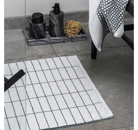 Mette Ditmer TILE STONE Badrumsmatta Vit Mette Ditmer