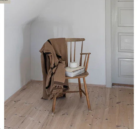 Mette Ditmer SHADOW Pläd 130×170 cm - Latte / Svart Mette Ditmer