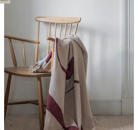 Mette Ditmer STUDIO Pläd 130×175 cm - Vinröd Mette Ditmer