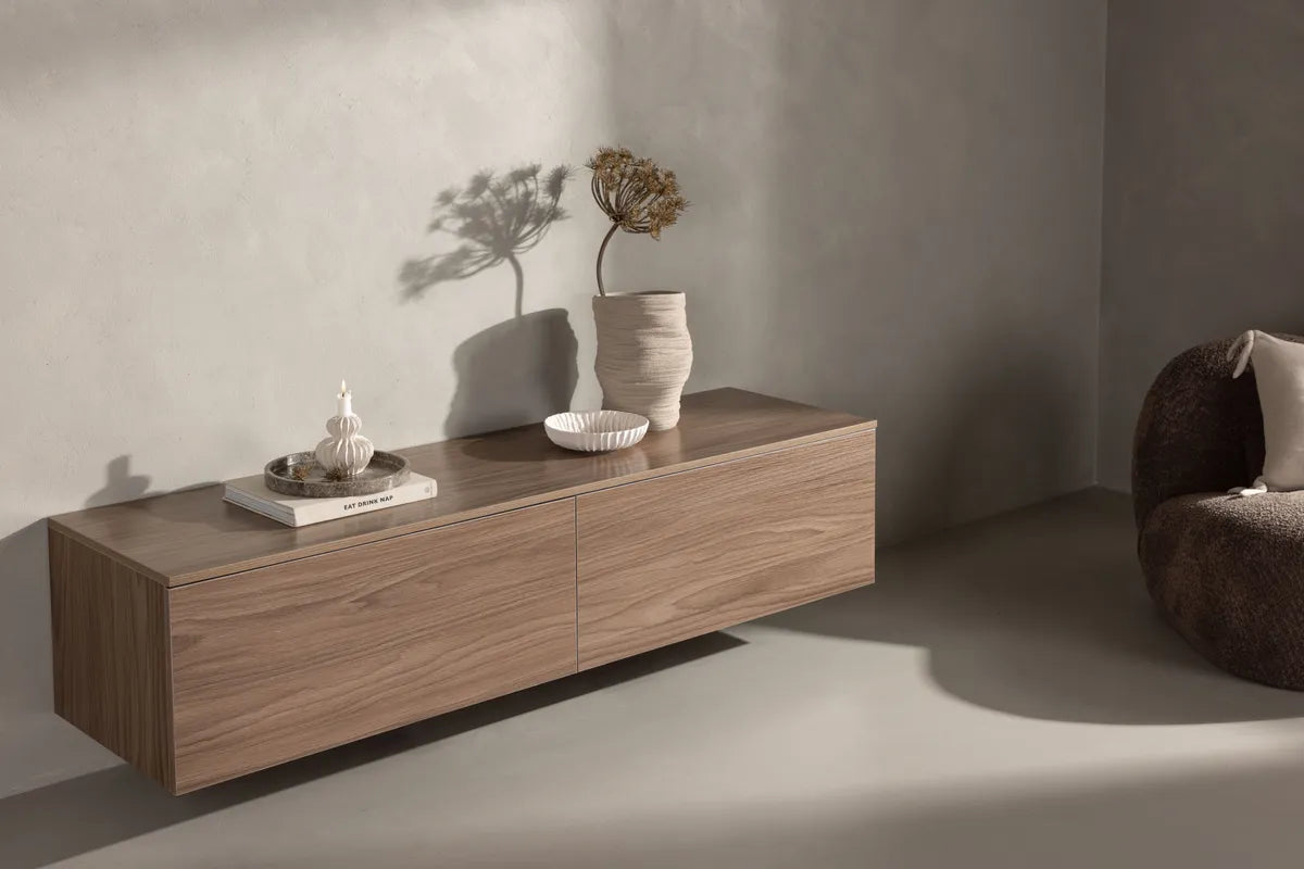 Venture Design Frihamn TV‑bänk Valnöt – Modern Förvaring med Två Skåp