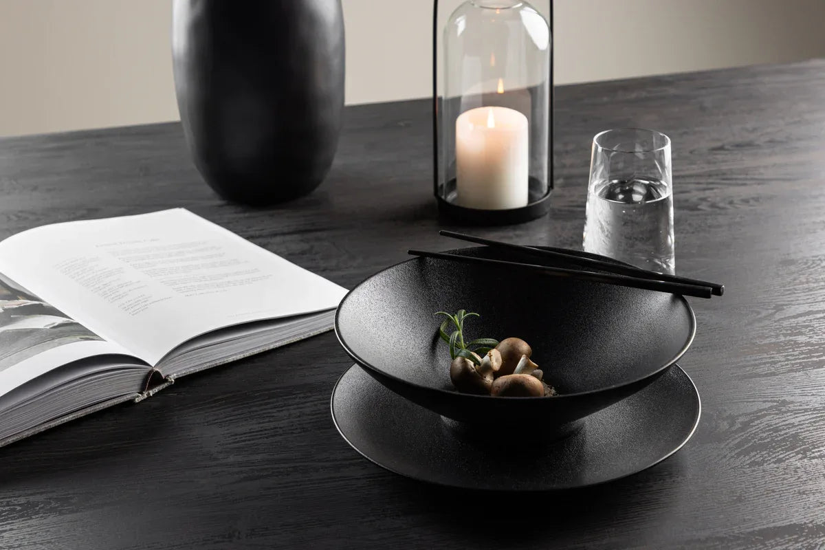 Venture Design Wabi Sabi Skål 2‑pack – Matt Svart Ø25 cm | Elegant Porslinsskål VENTURE DESIGN