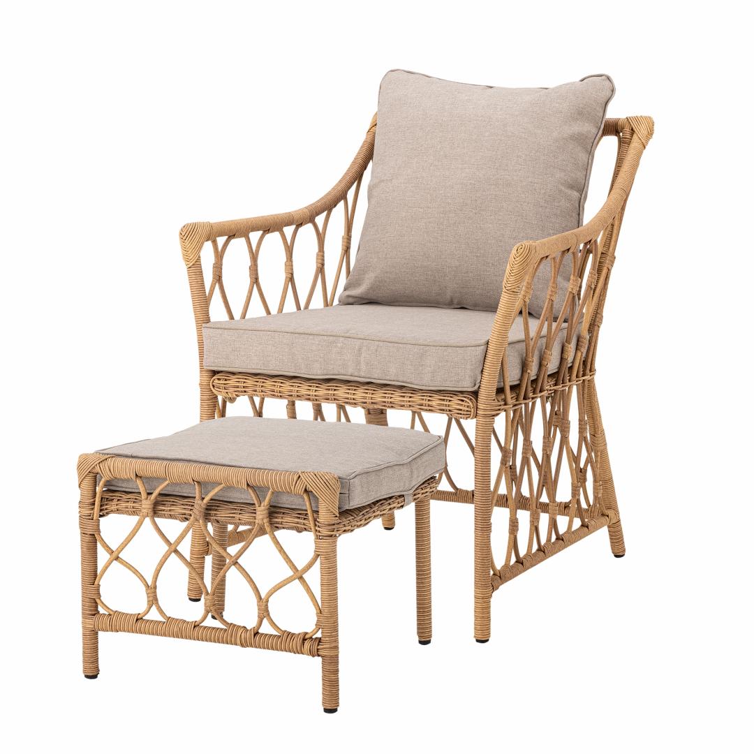 Bloomingville Belluce Lounge Chair med fotpall i naturrotting – stilren för uteplatsen