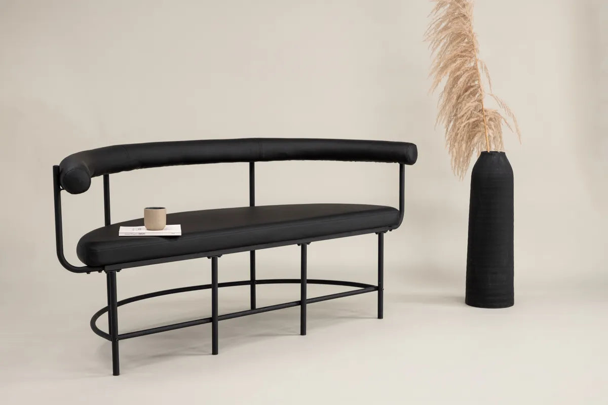 Venture Design Stallhagen Bänk Svart – Modern Halvmåneformad Design