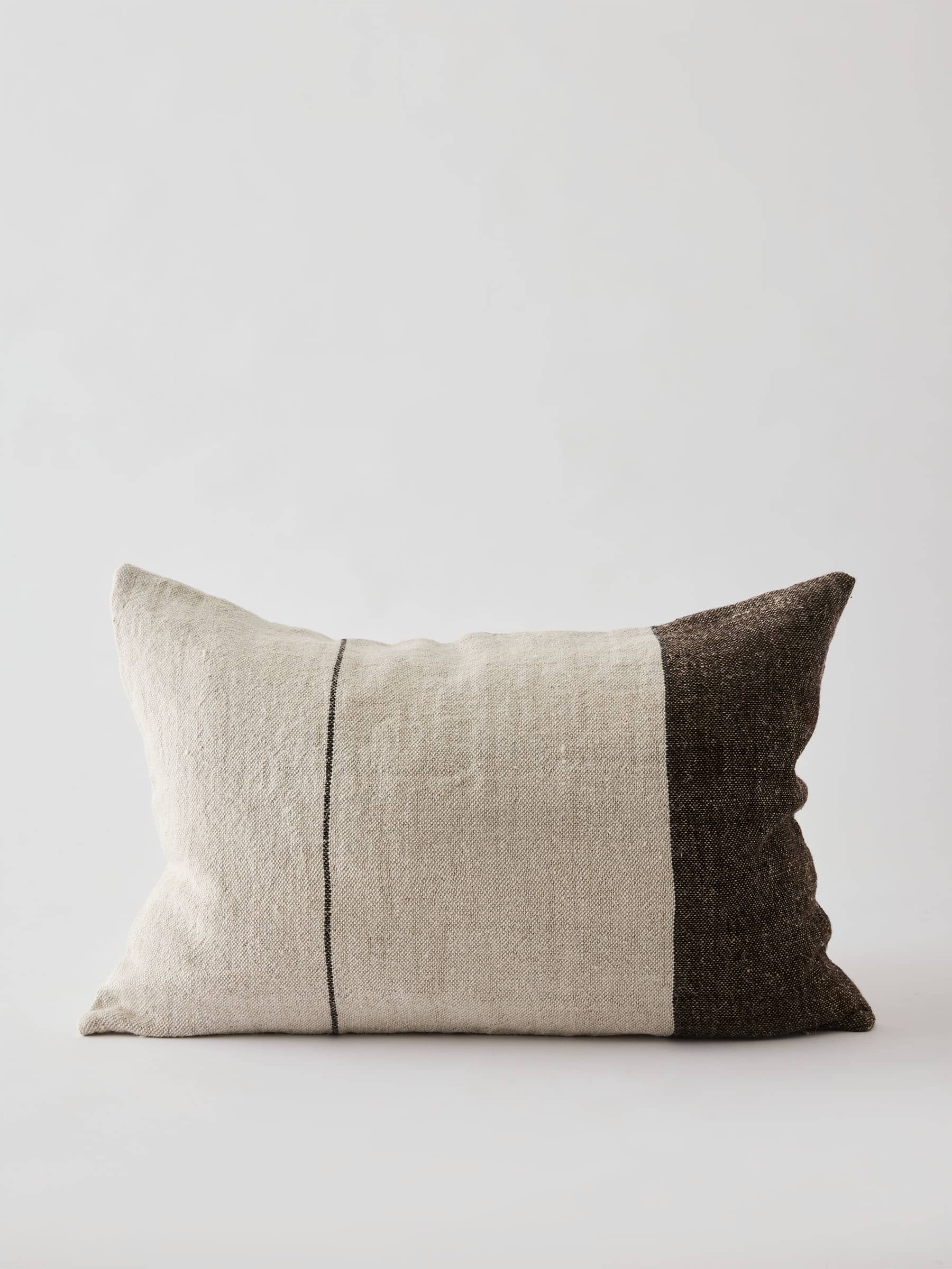 Tell Me More Adrian Kuddfodral – Tungt Europeiskt Linne i Tvåfärgad Design (Brown)